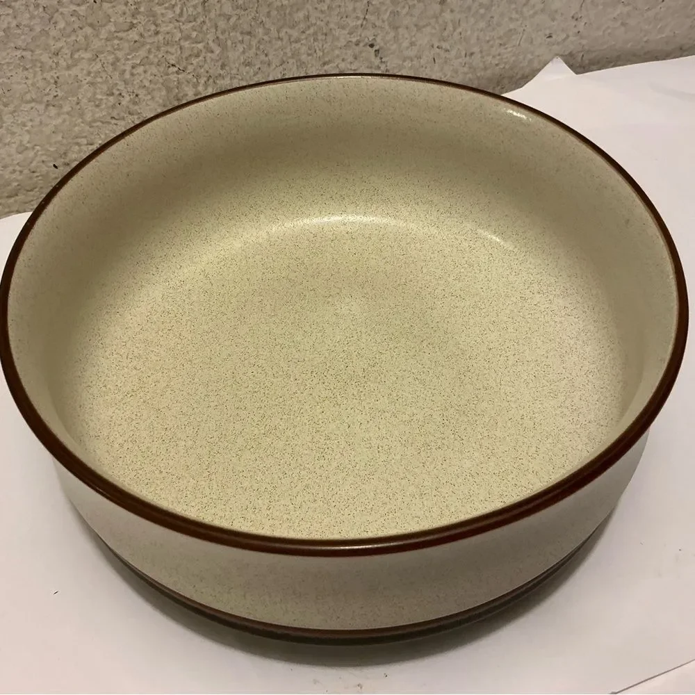 DENBY-LANGLEY Round Vegetable Bowl Potter's Wheel Parchment